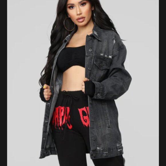 Miss Stressed Denim Jacket - Distressed - Black Denim NWT Women’s - 100% Cotton - Picture 2 of 5